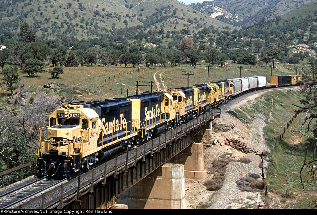 ATSF 2870 (REPOST)